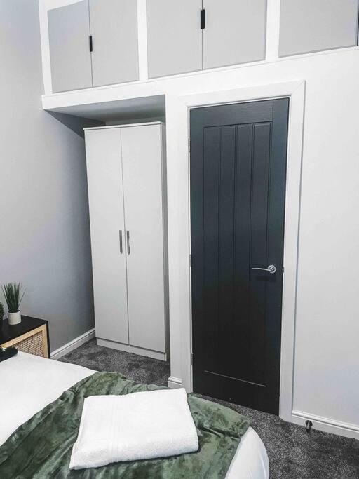 Comfortable Home In Bolton Farnworth Εξωτερικό φωτογραφία